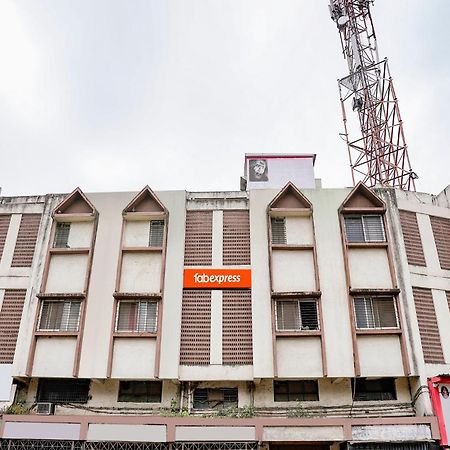 Fabexpress Sai Lodging - Nashik Railway Station Deolali Екстер'єр фото