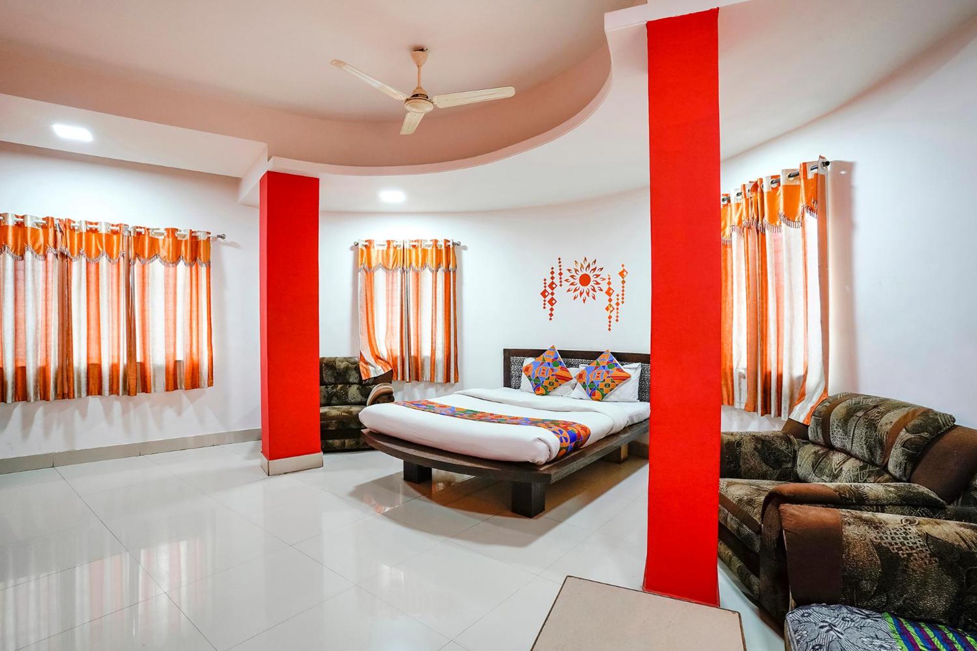 Fabexpress Sai Lodging - Nashik Railway Station Deolali Екстер'єр фото